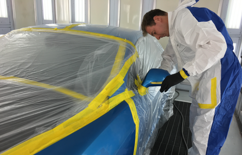 Spray painting preparation of a car with Q1 tap